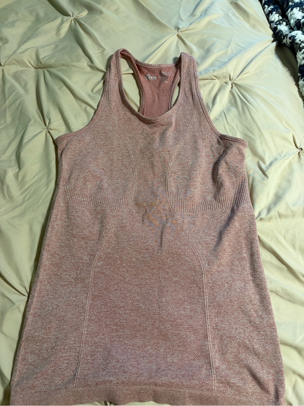 ZYIA Seamless Racerback Tank Top - Dusty Pink
